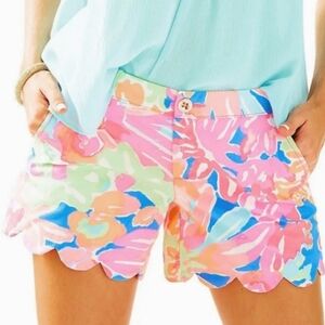 Lilly Pulitzer Size 6 Buttercup Short Playa Hermosa Scalloped Edges Pockets